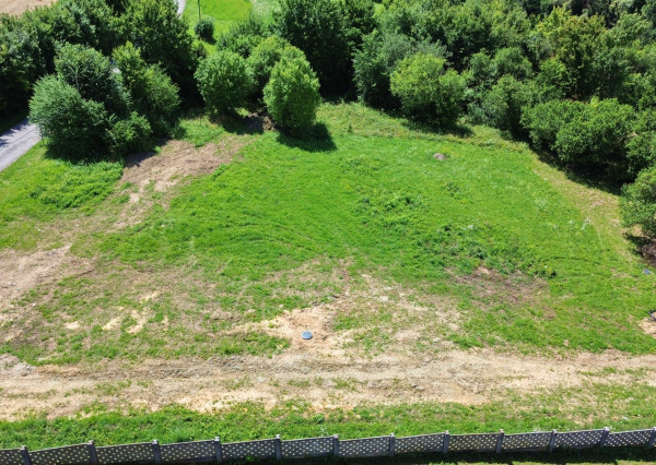 Predaj pozemku v Rakove o výmere 925m2