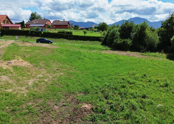 Predaj pozemku v Rakove o výmere 925m2