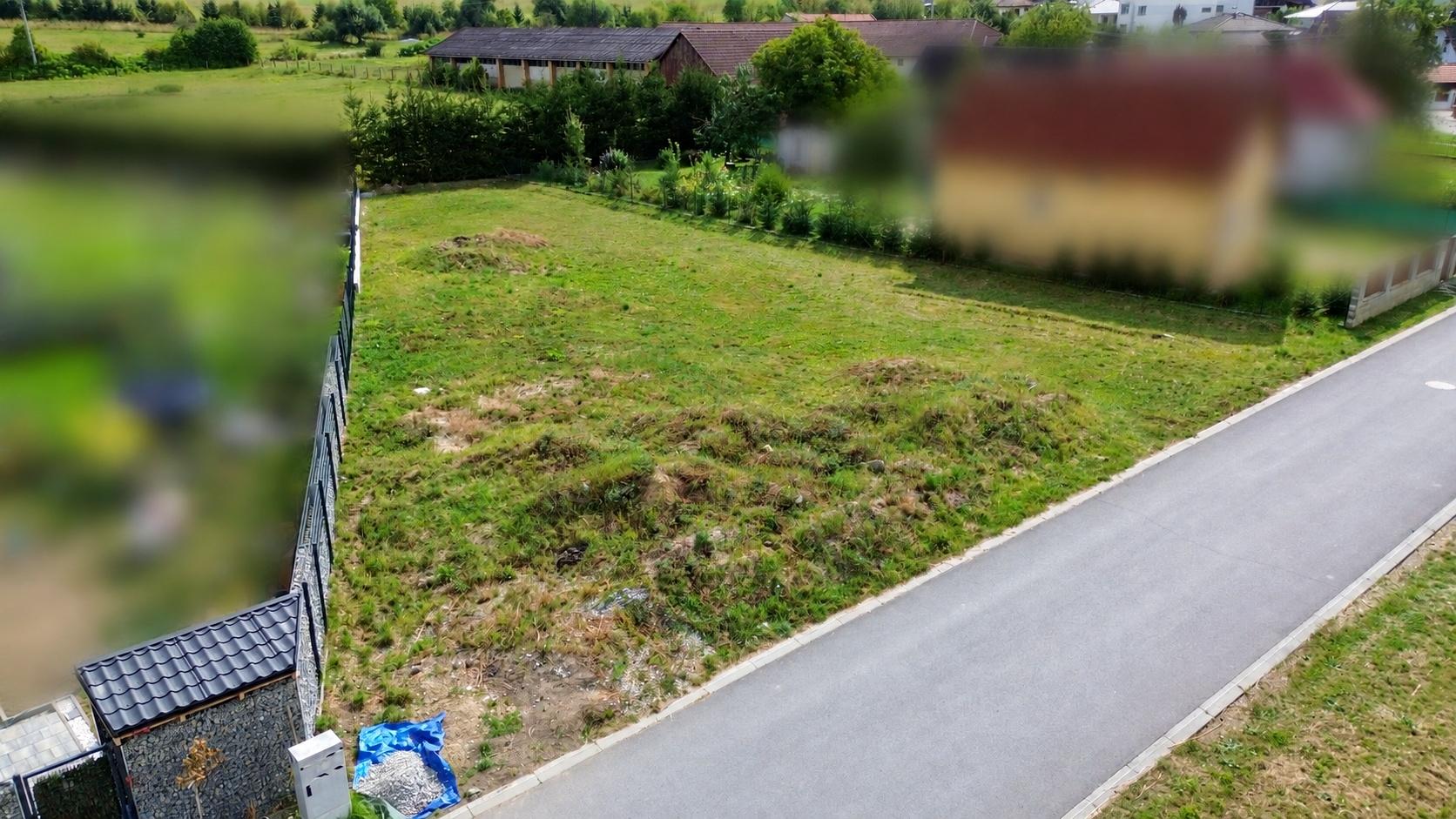 Na predaj tavebný pozemok 1005 m² – Diaková, okres Martin